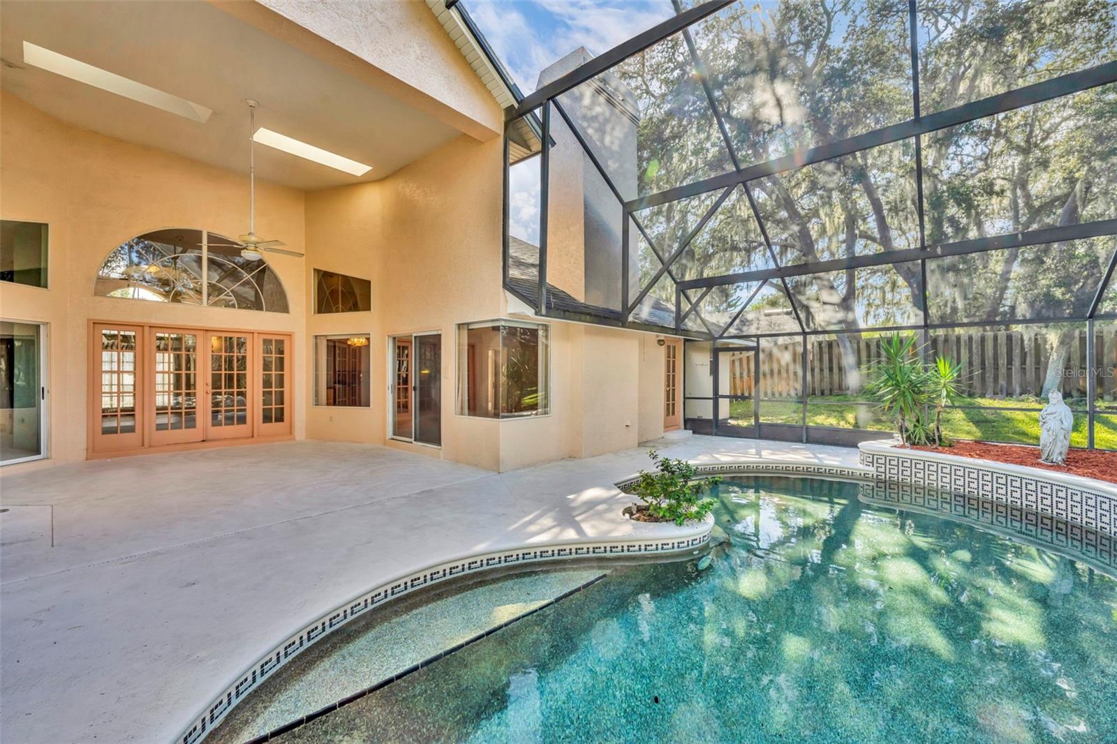 HOWELL CREEK PARK PH 1 - Residential