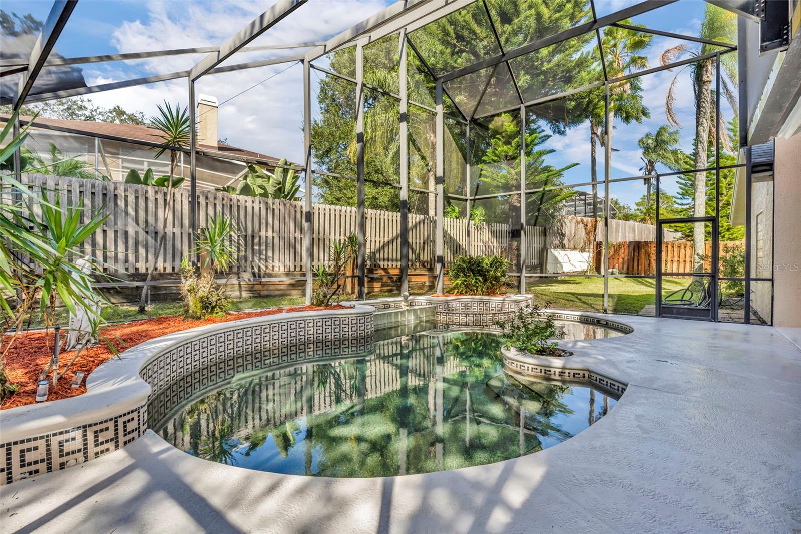 HOWELL CREEK PARK PH 1 - Residential