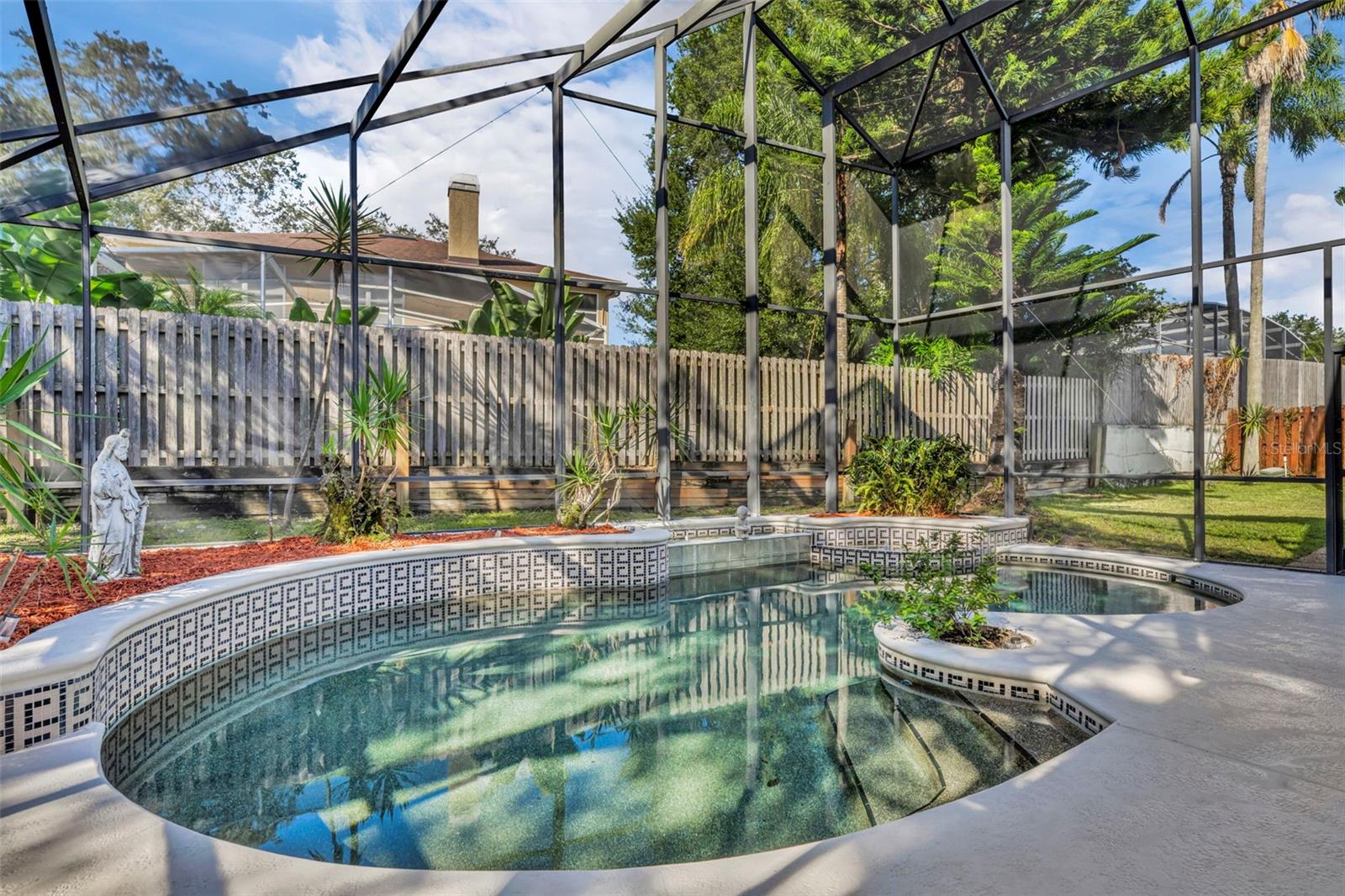 HOWELL CREEK PARK PH 1 - Residential