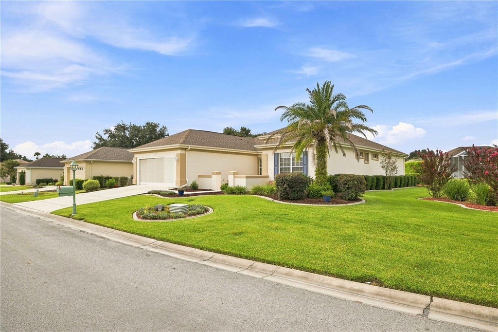 Photo of 9286 SE 128th Street NE, Summerfield, FL 34491 (MLS # OM731513)