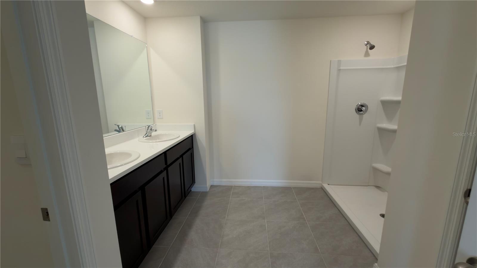 OCALA CROSSINGS SOUTH PH ONE - Residential Lease