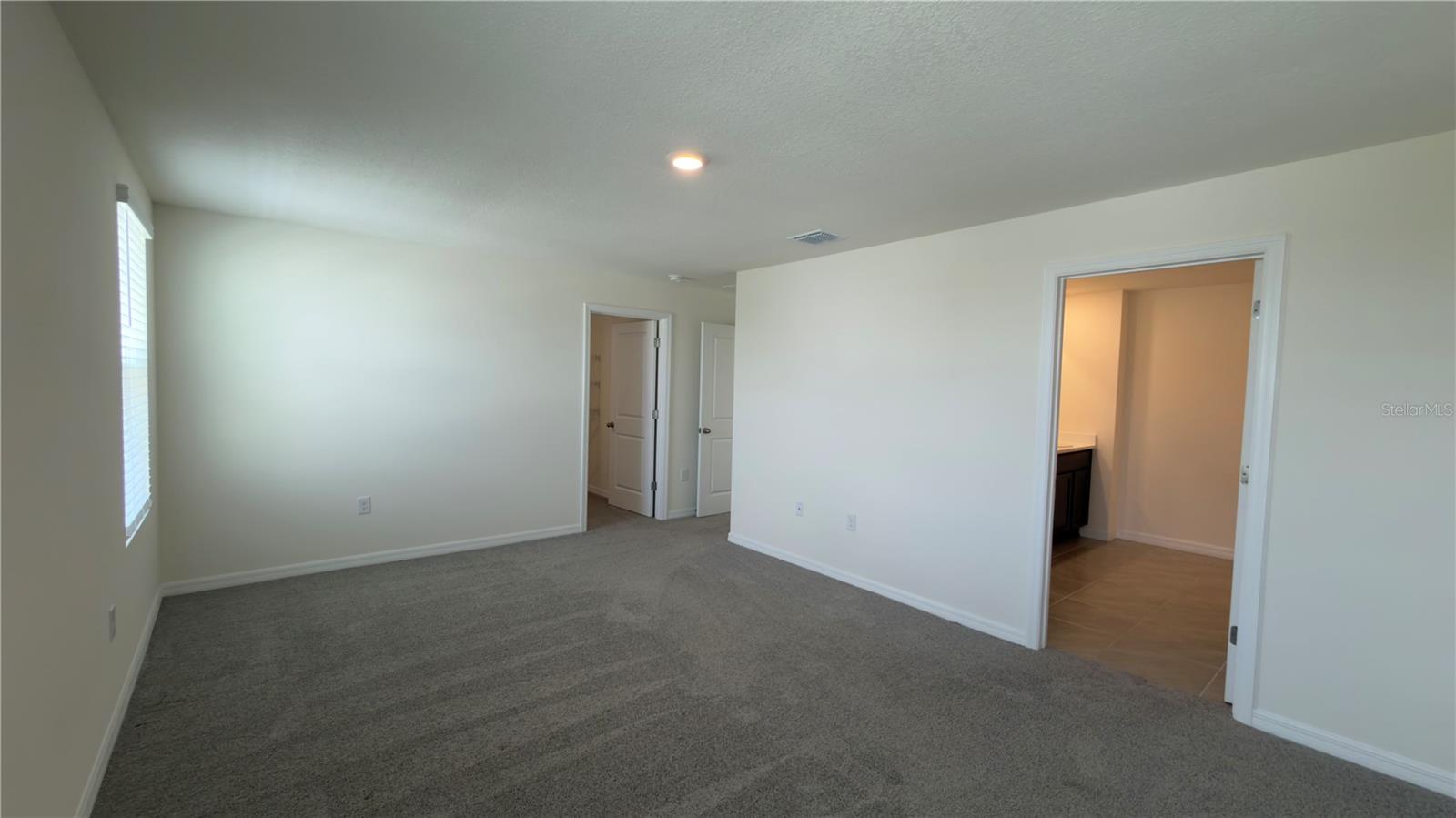 OCALA CROSSINGS SOUTH PH ONE - Residential Lease