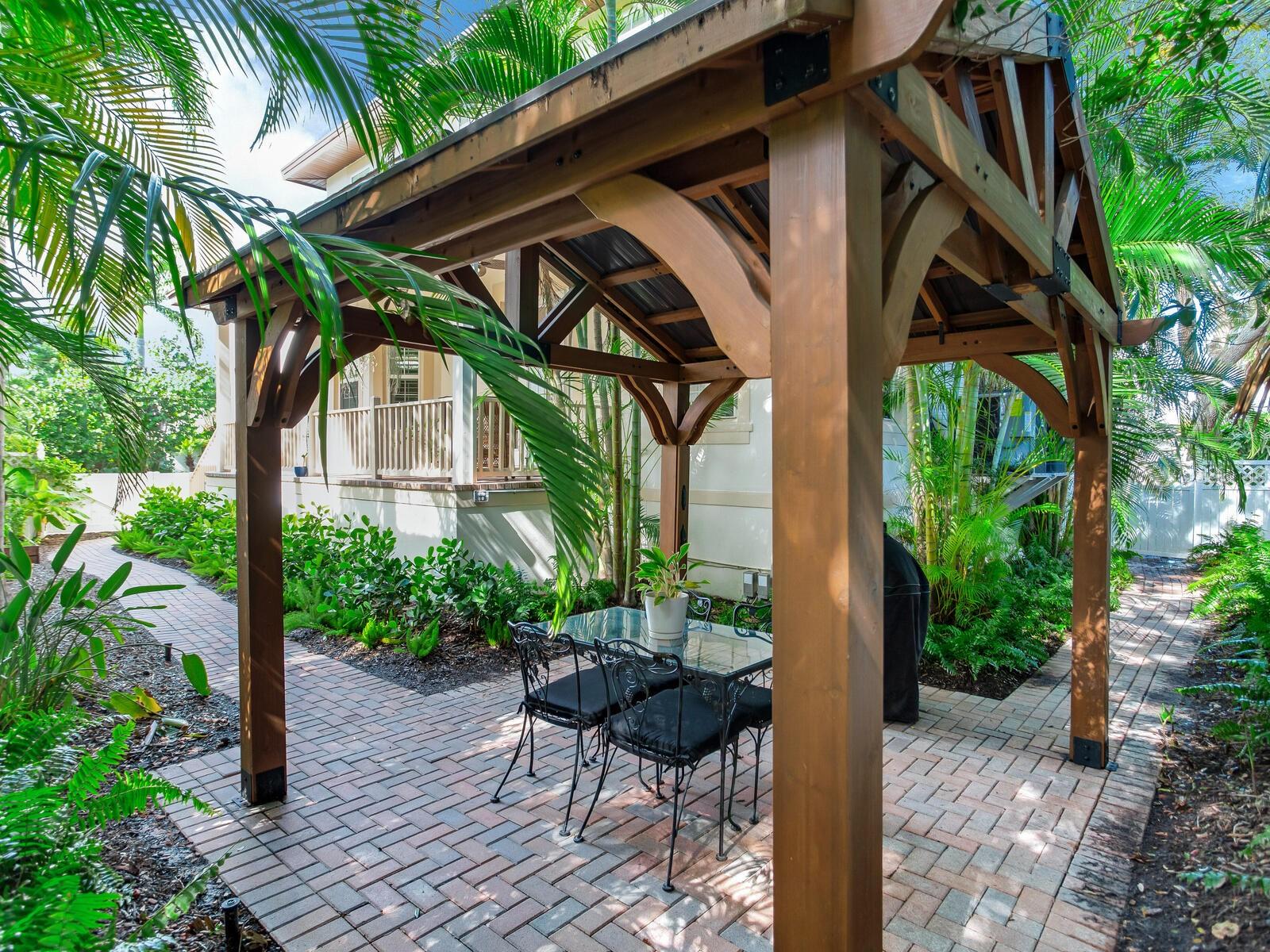 SUNSET PARK ISLES DUNDEE 1 - Residential Lease