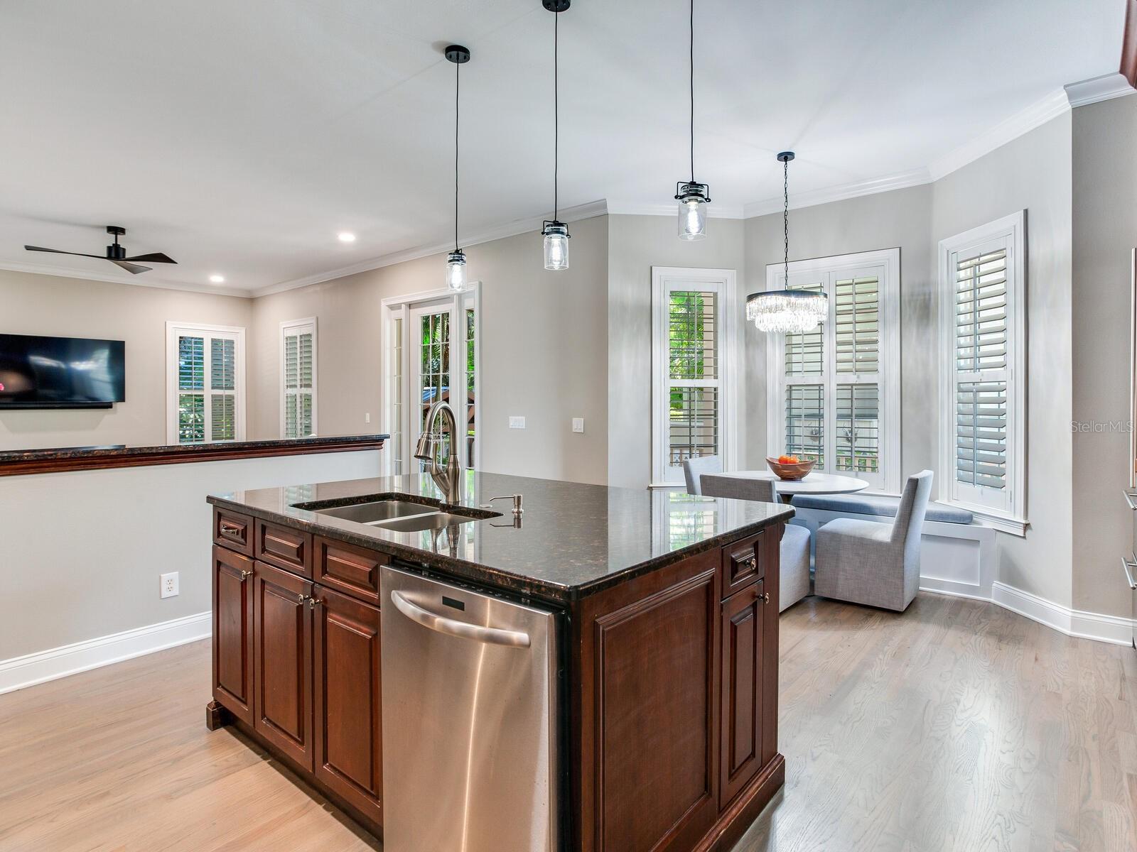 SUNSET PARK ISLES DUNDEE 1 - Residential Lease