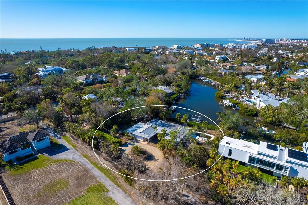 Photo of 1221 S Basin Lane, Sarasota, FL 34242 (MLS # A4640949)