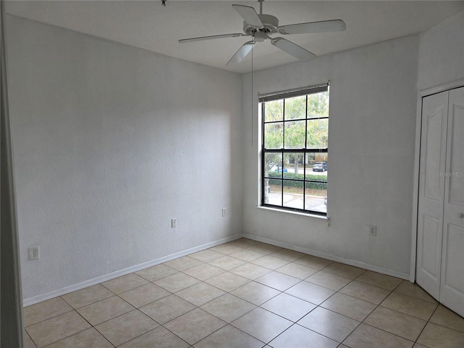 SERENATA CONDO - Residential