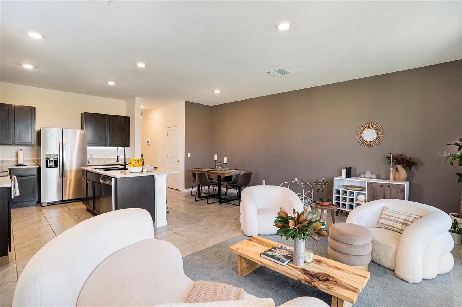 MANGROVE POINT PH 1 - Residential