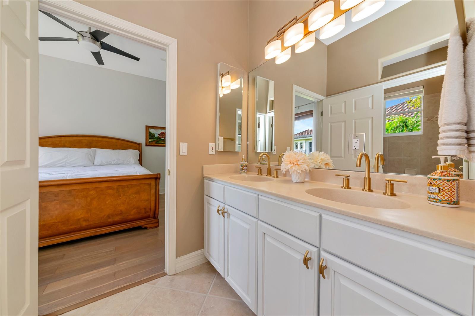 WATERLEFE GOLF & RIVER CLUB UN7 - Residential