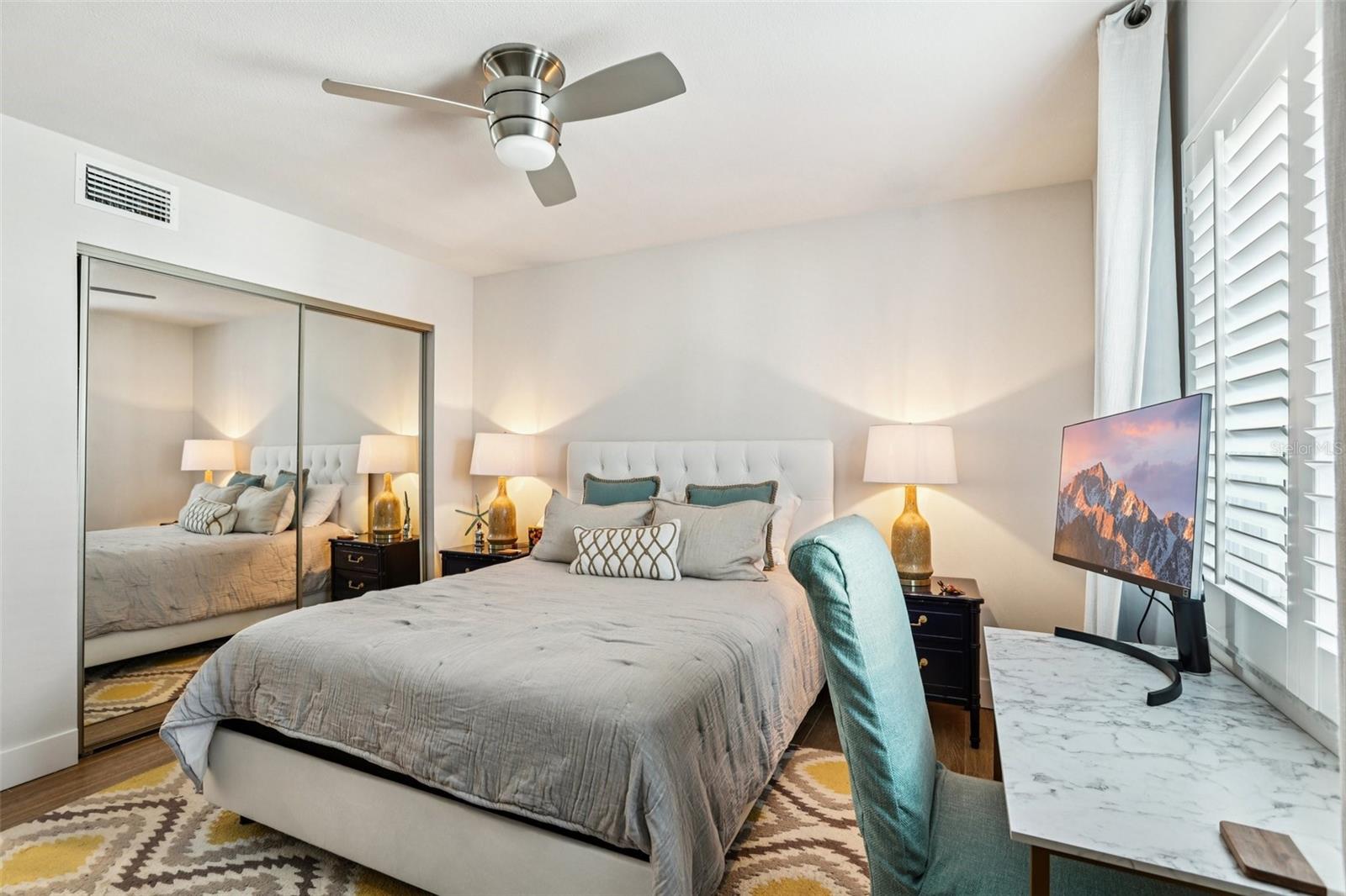 MARINA BAY OF ST PETERSBURG BEACH - Residential