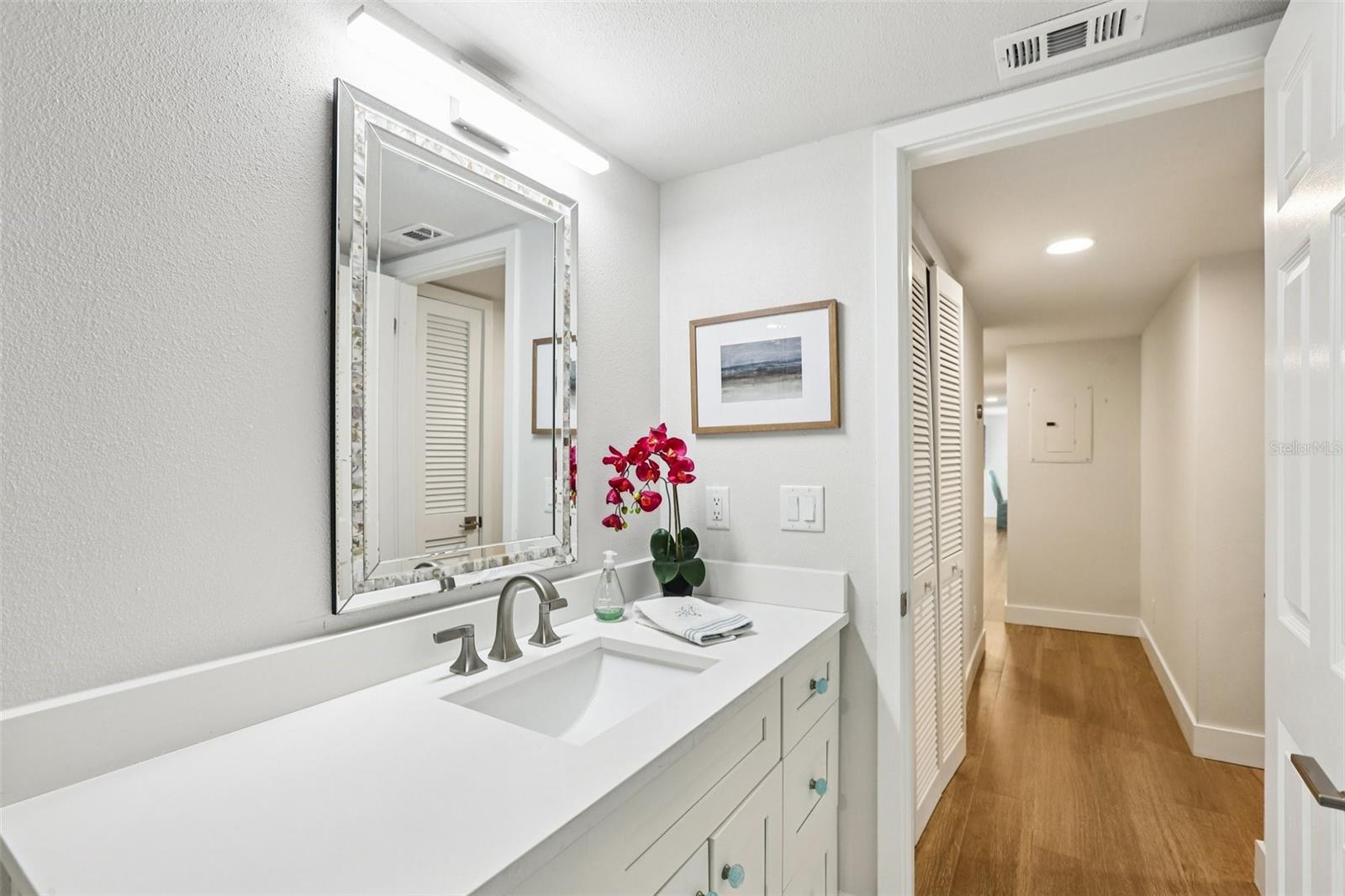 MARINA BAY OF ST PETERSBURG BEACH - Residential