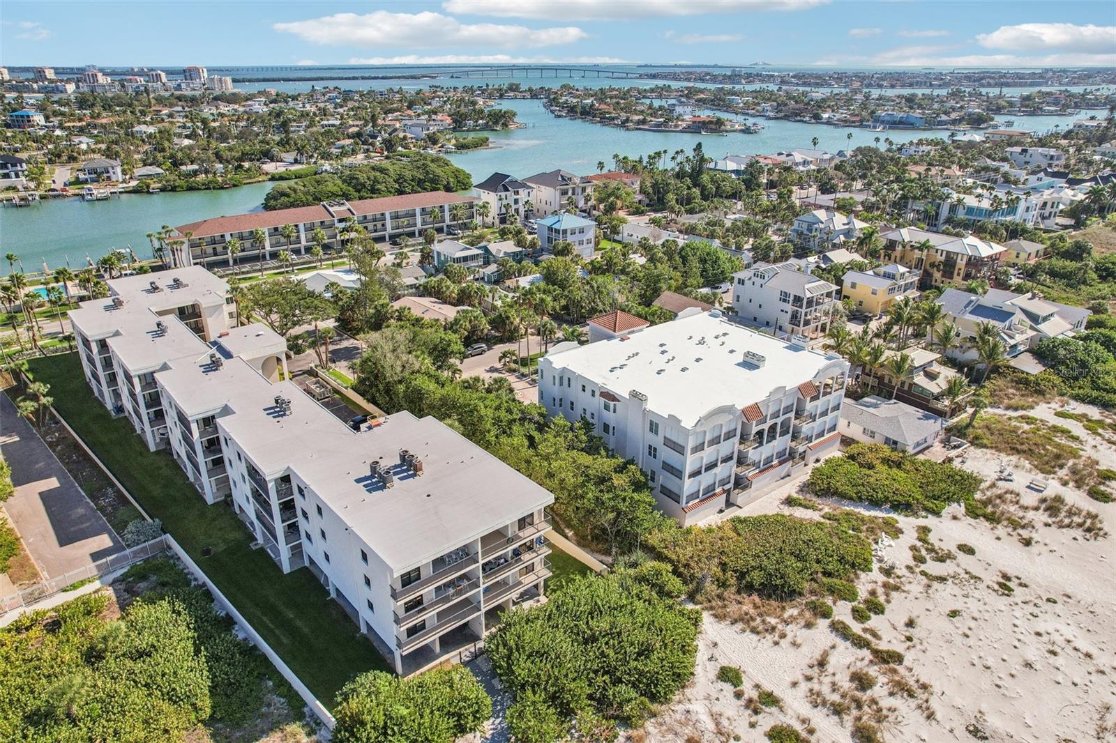 MARINA BAY OF ST PETERSBURG BEACH - Residential