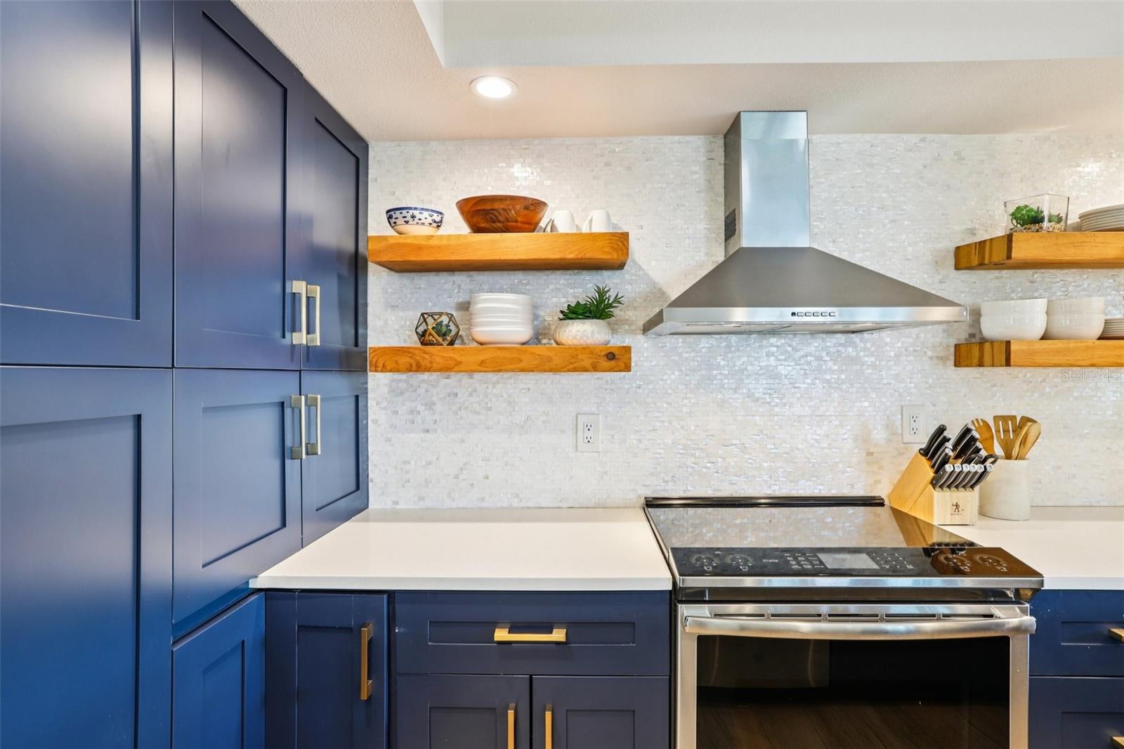 MARINA BAY OF ST PETERSBURG BEACH - Residential