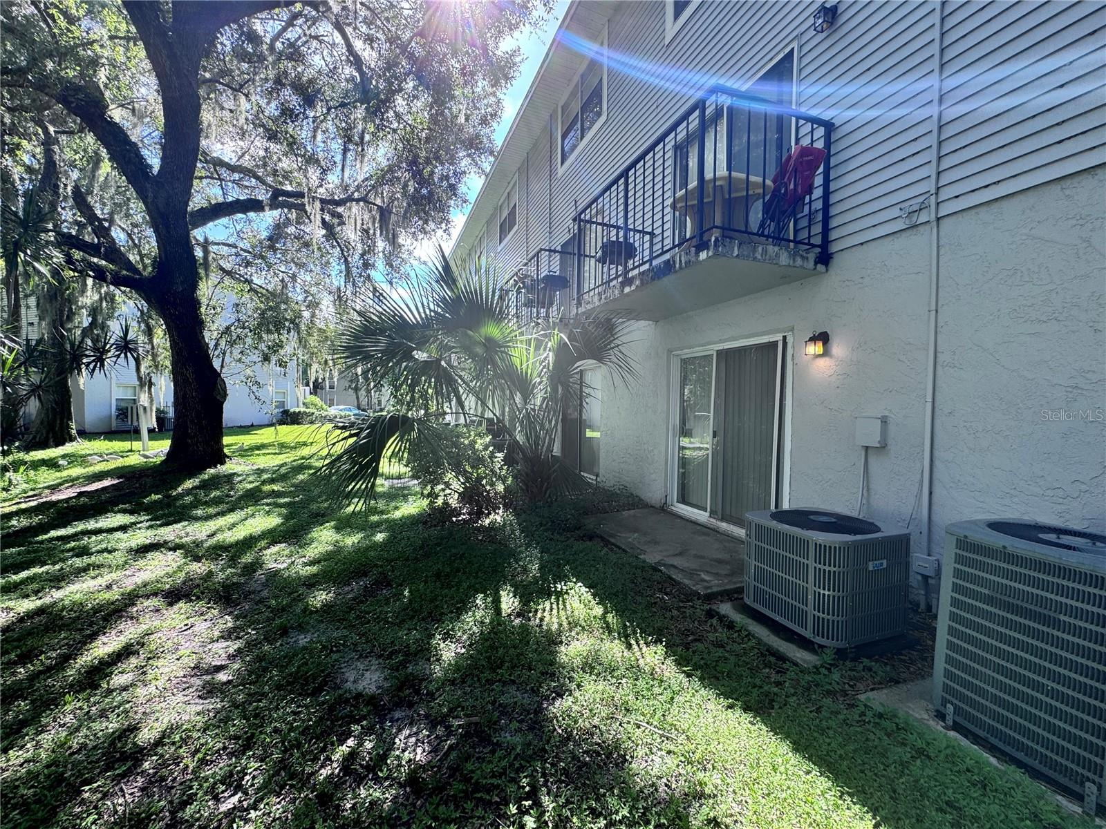 WATERSIDE CONDO I - Residential