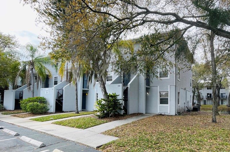 WATERSIDE CONDO I - Residential