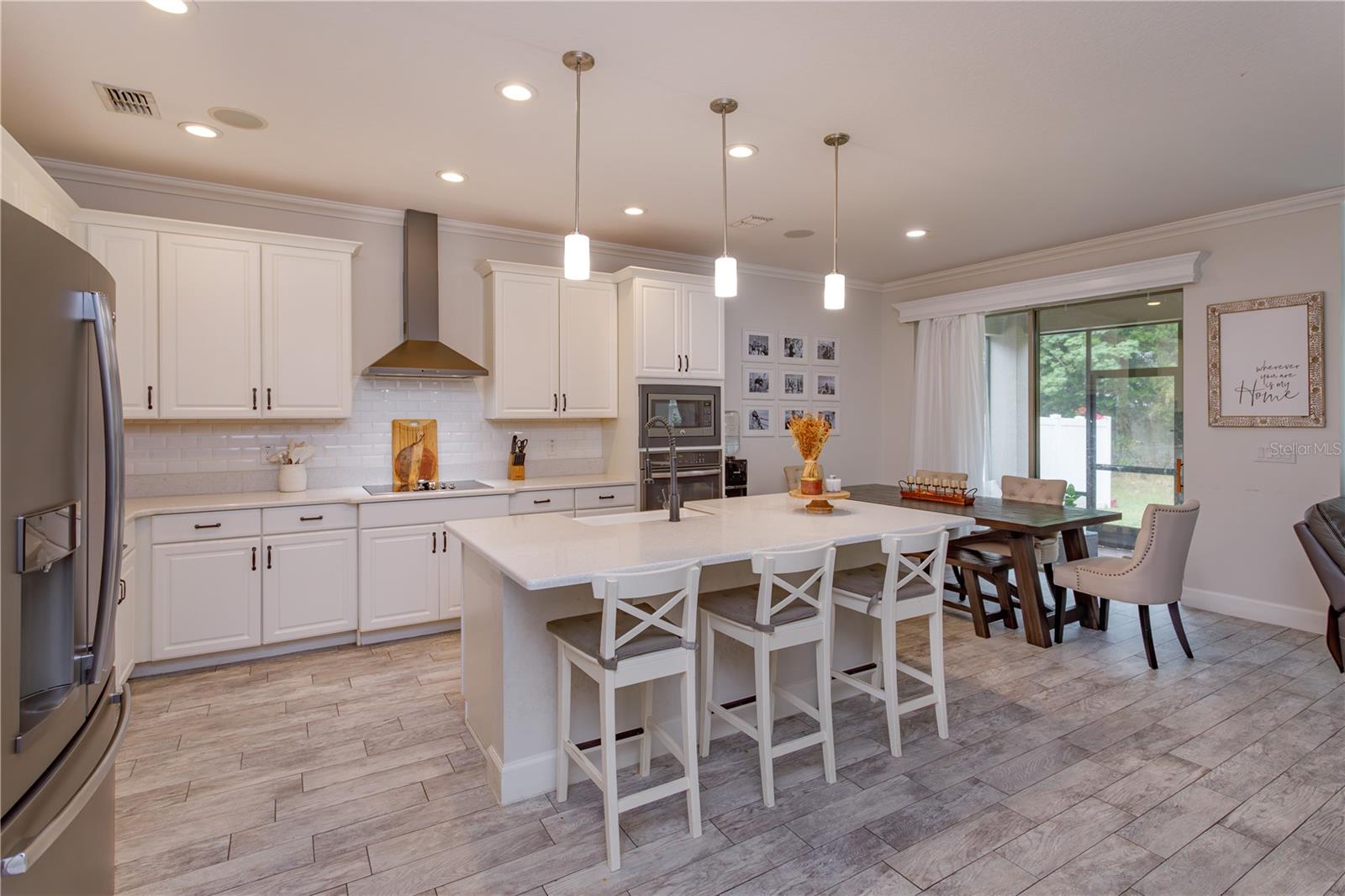 RETREAT/LK BOSSE - Residential