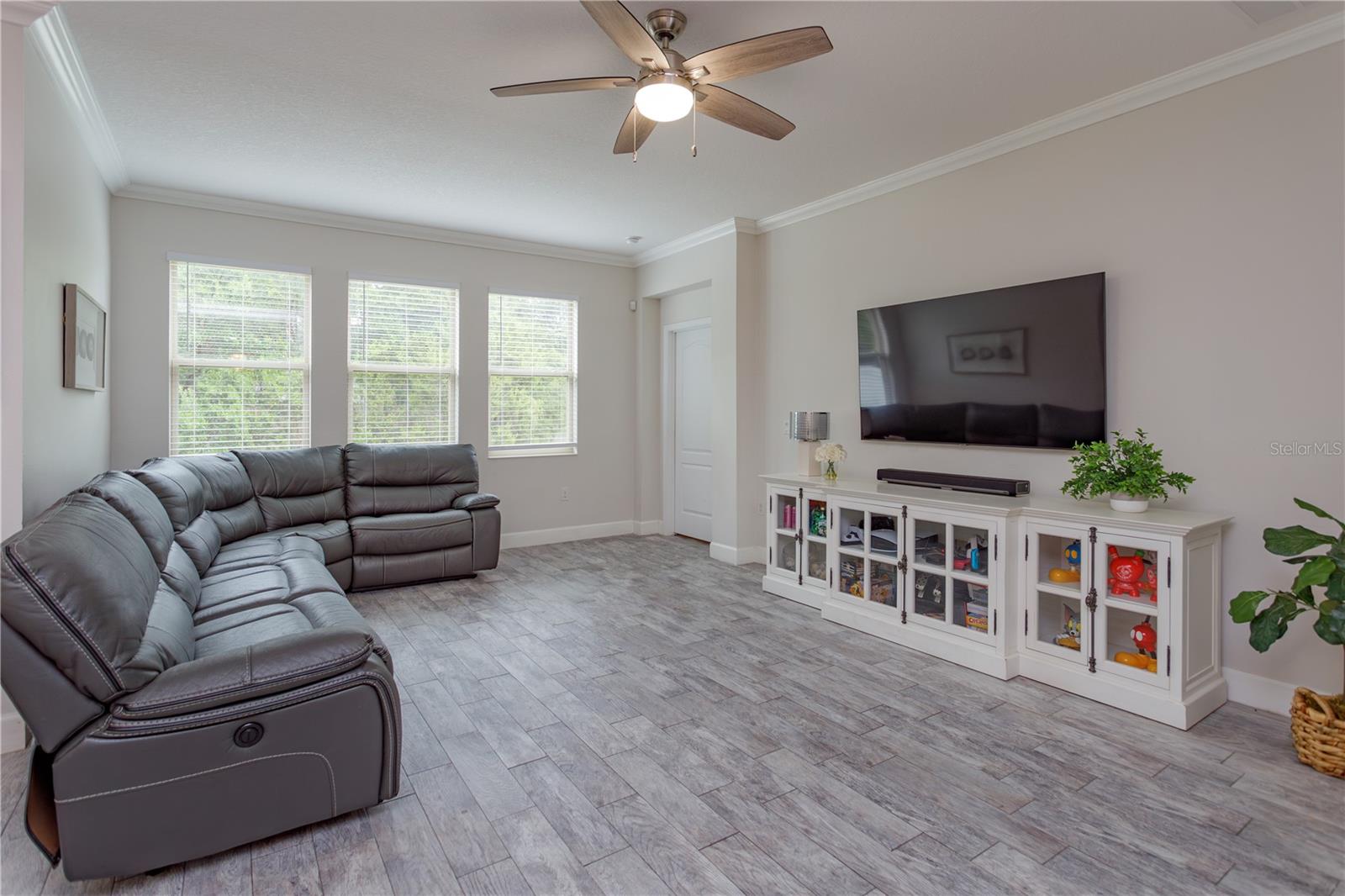 RETREAT/LK BOSSE - Residential