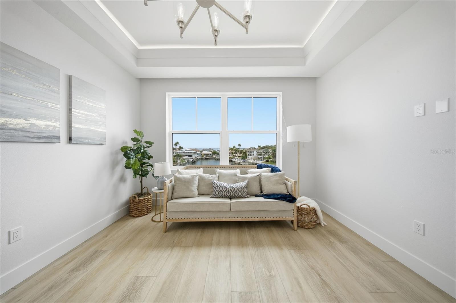 QUIET COVE - Residential