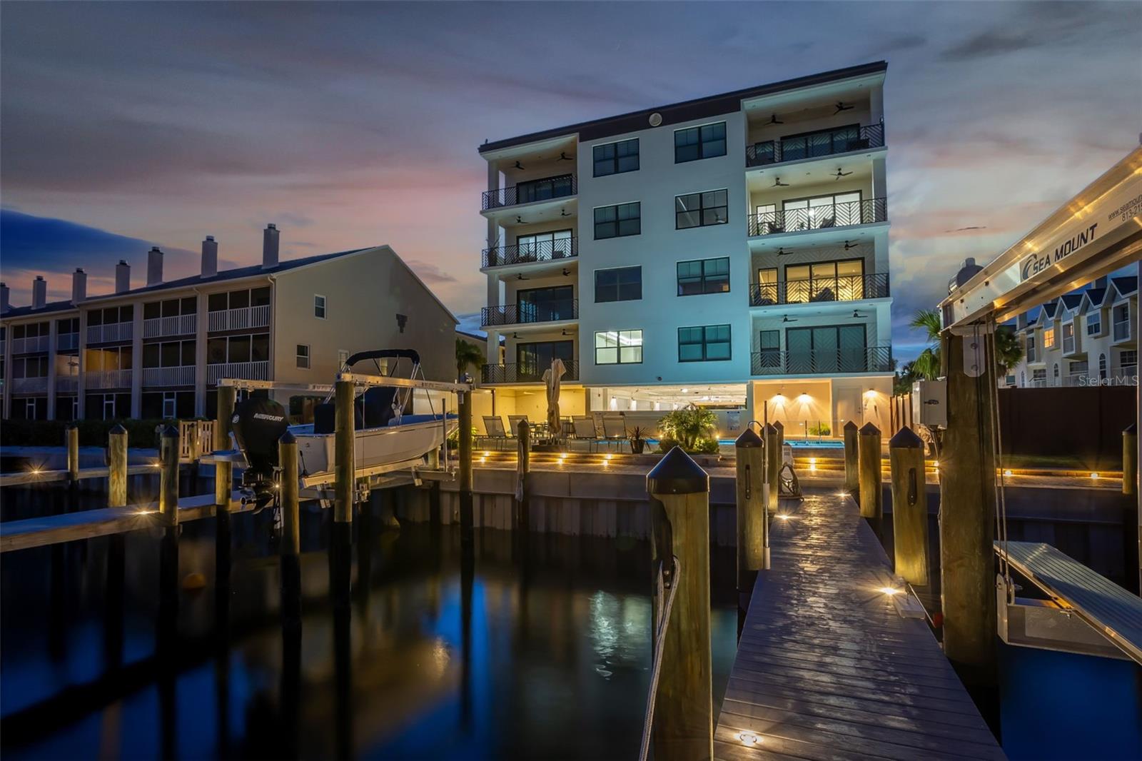 QUIET COVE - Residential