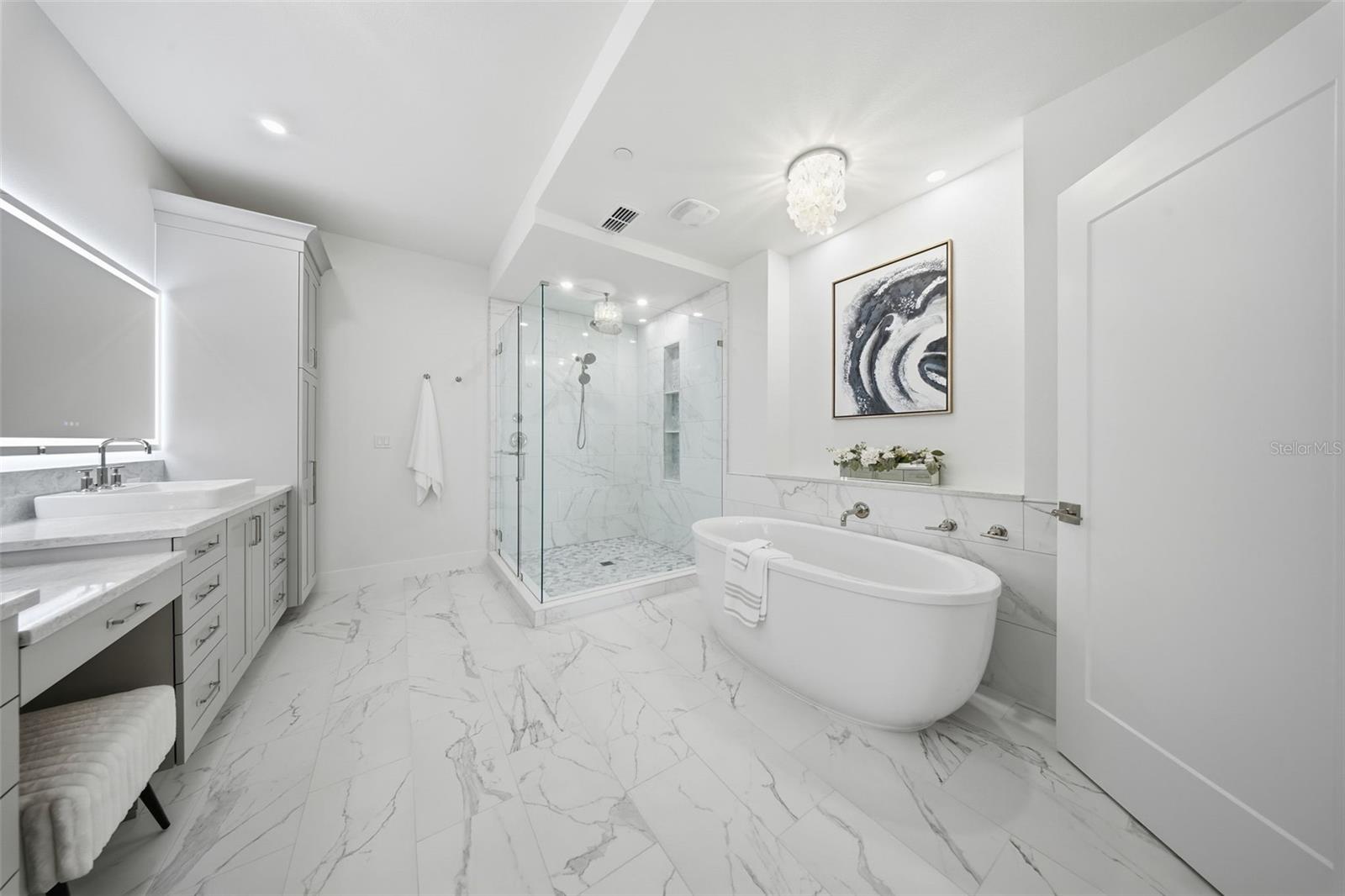 QUIET COVE - Residential