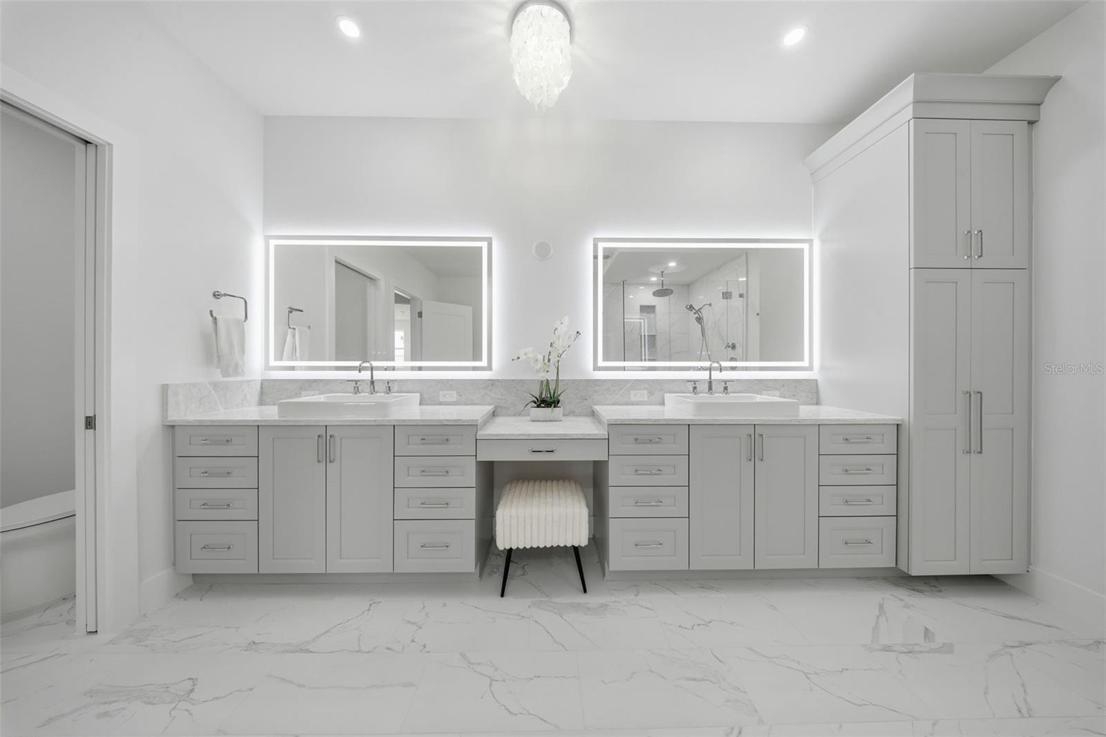 QUIET COVE - Residential