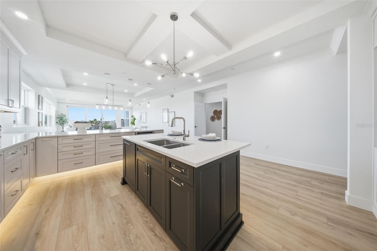 QUIET COVE - Residential