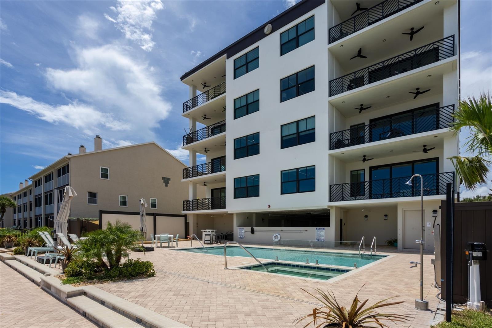 QUIET COVE - Residential