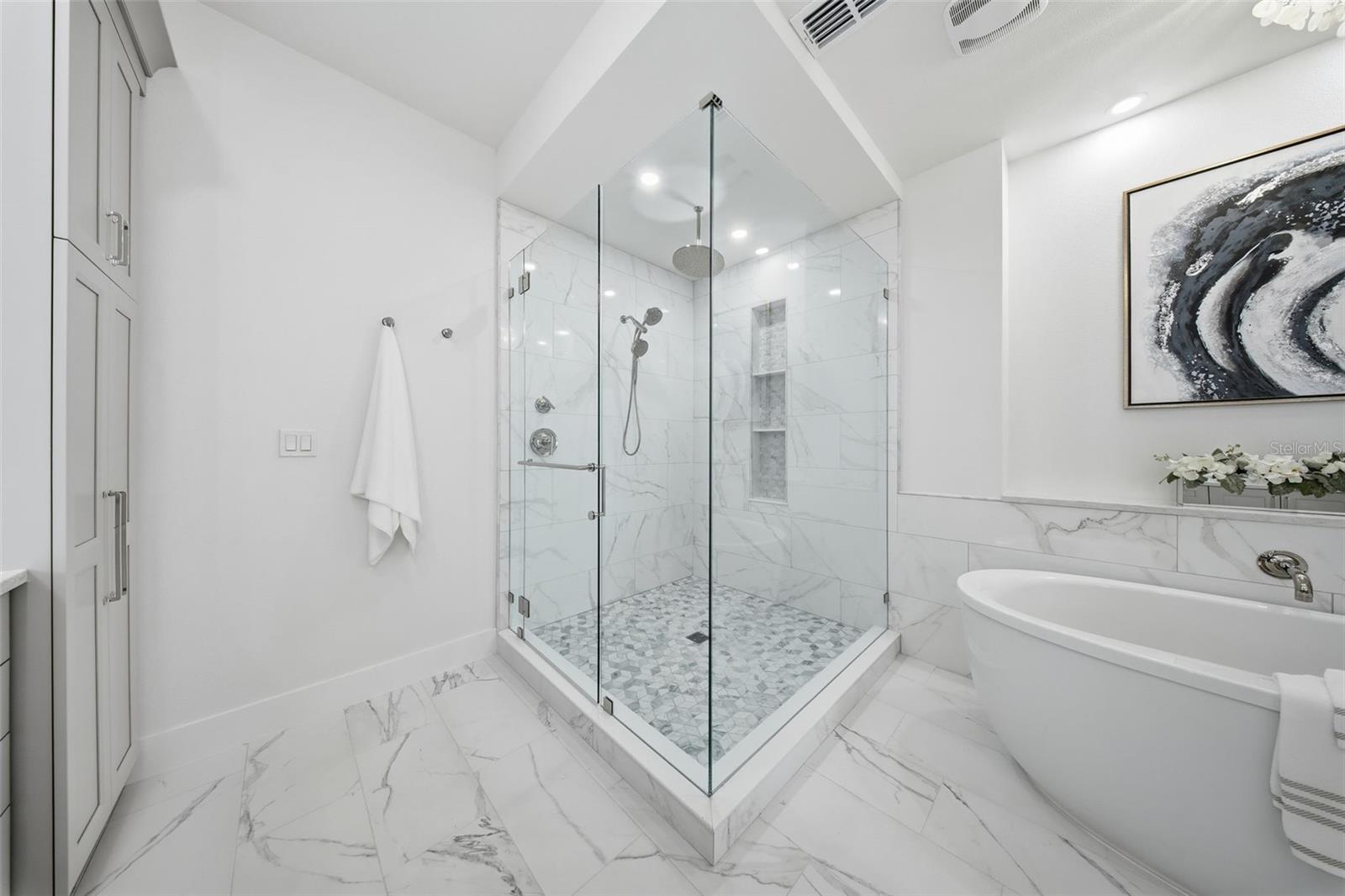 QUIET COVE - Residential