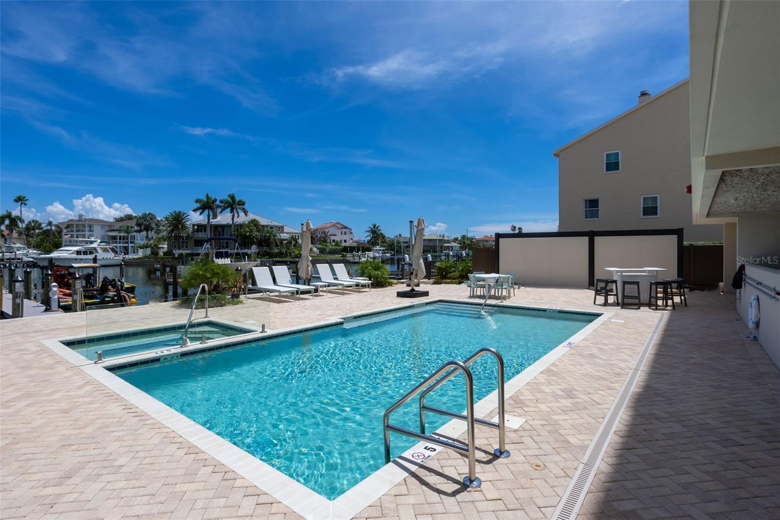 QUIET COVE - Residential