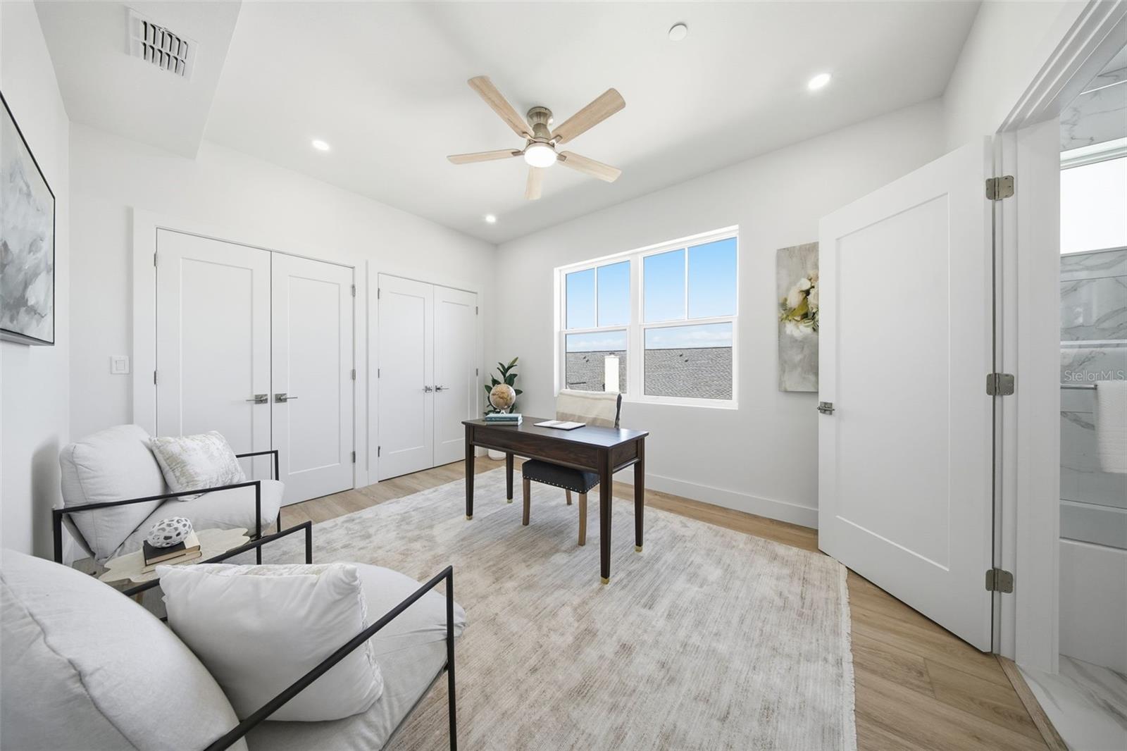 QUIET COVE - Residential