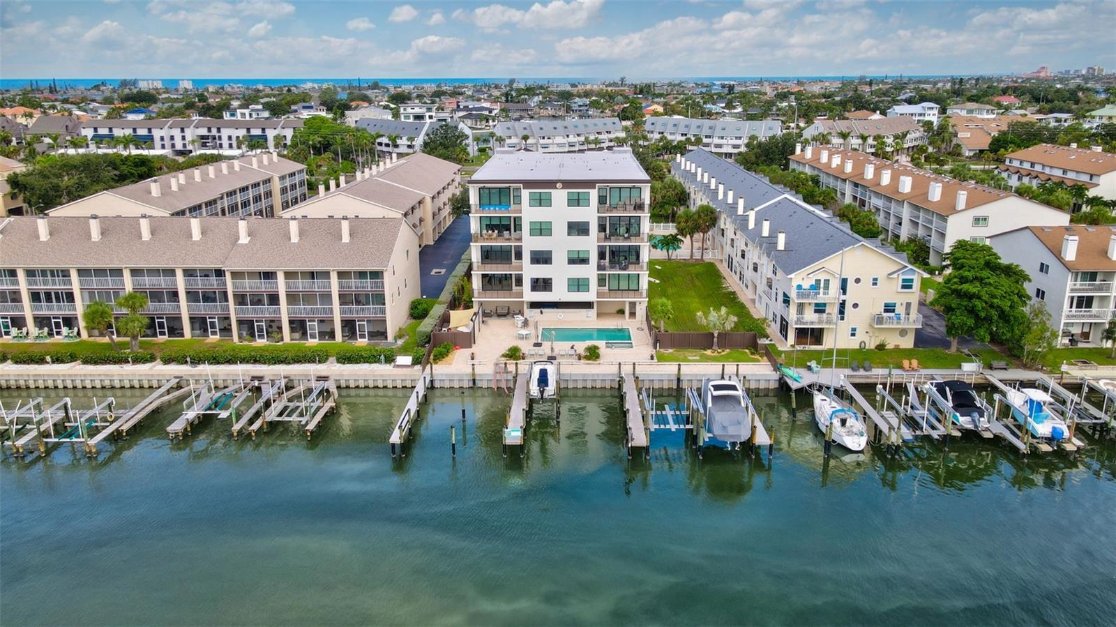 QUIET COVE - Residential