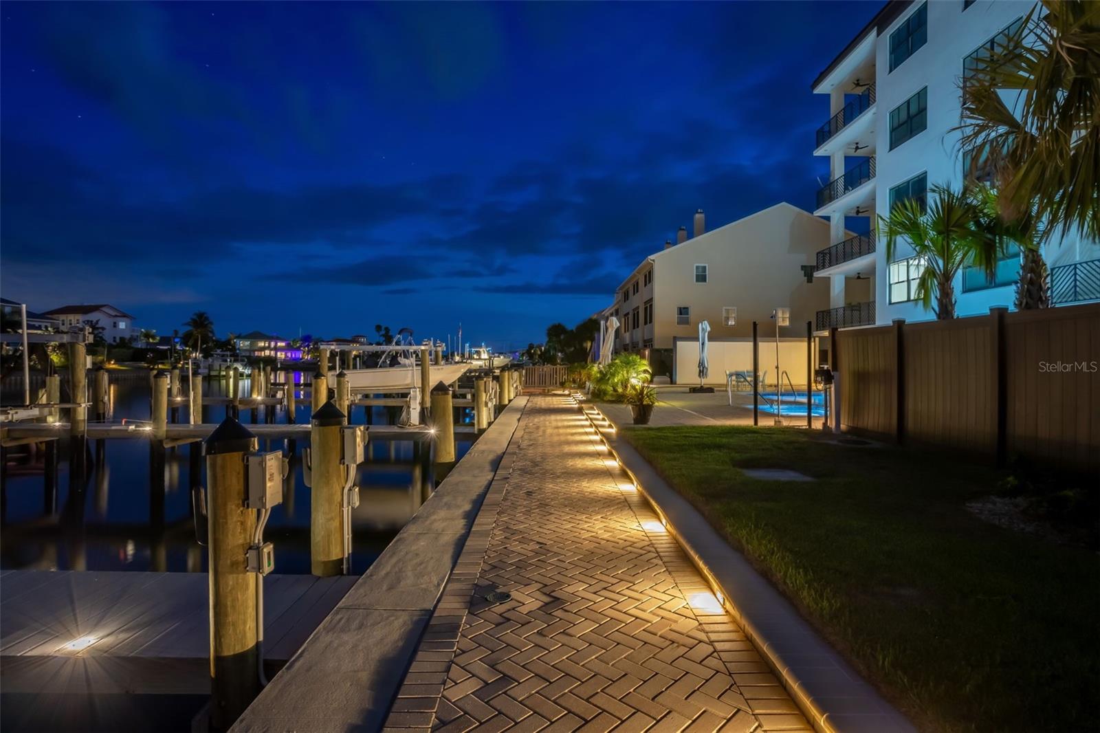 QUIET COVE - Residential