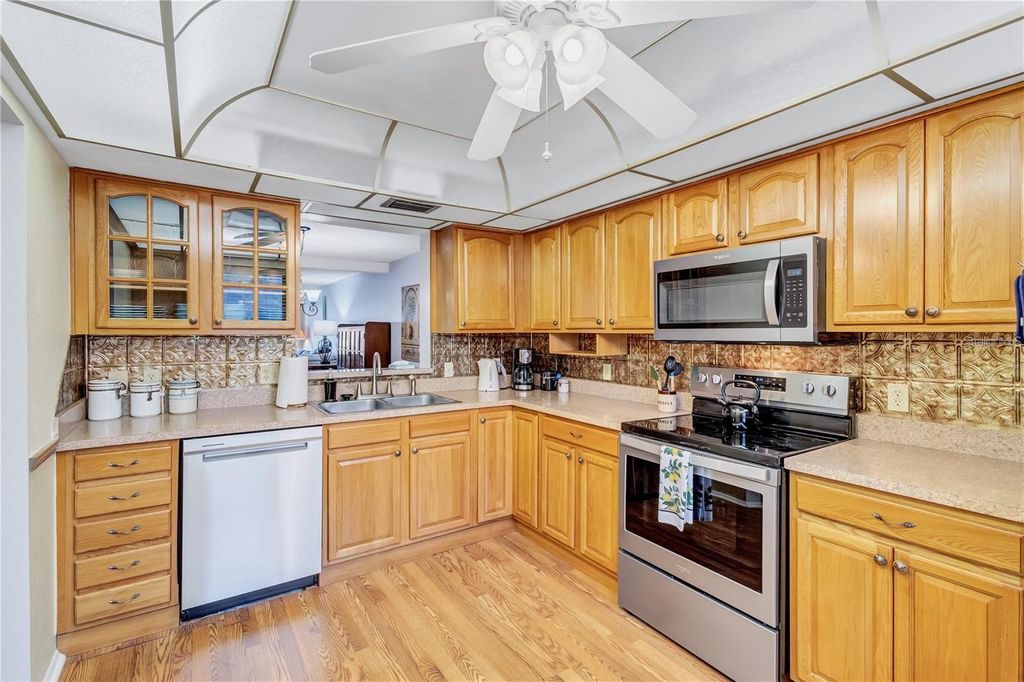 Photo of 19029 Us Highway 19 N #12B, Clearwater, FL 33764 (MLS # TB8450637)