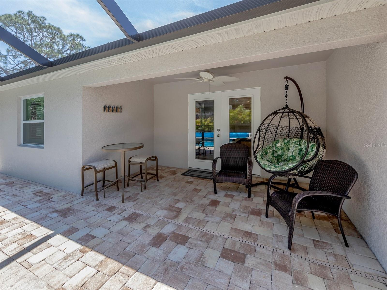 SOUTH VENICE - Residential Lease