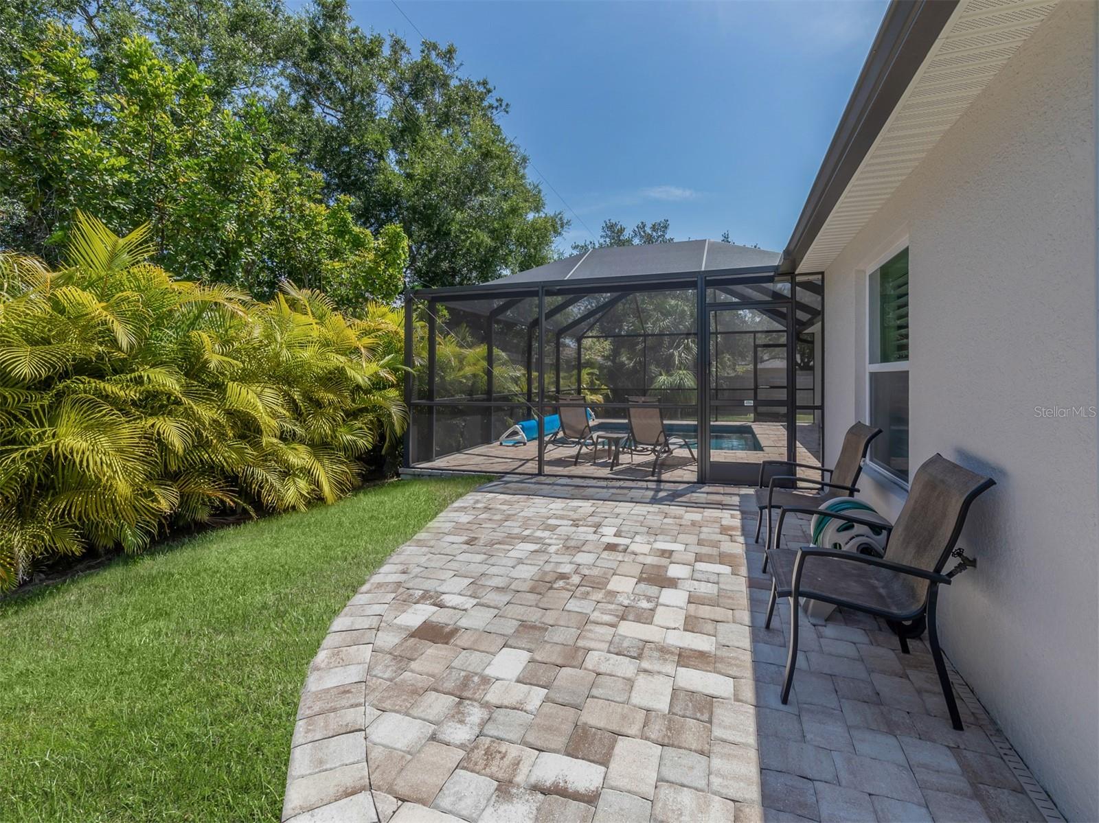 SOUTH VENICE - Residential Lease