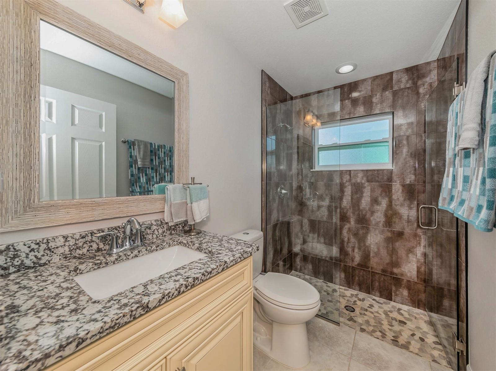 SOUTH VENICE - Residential Lease