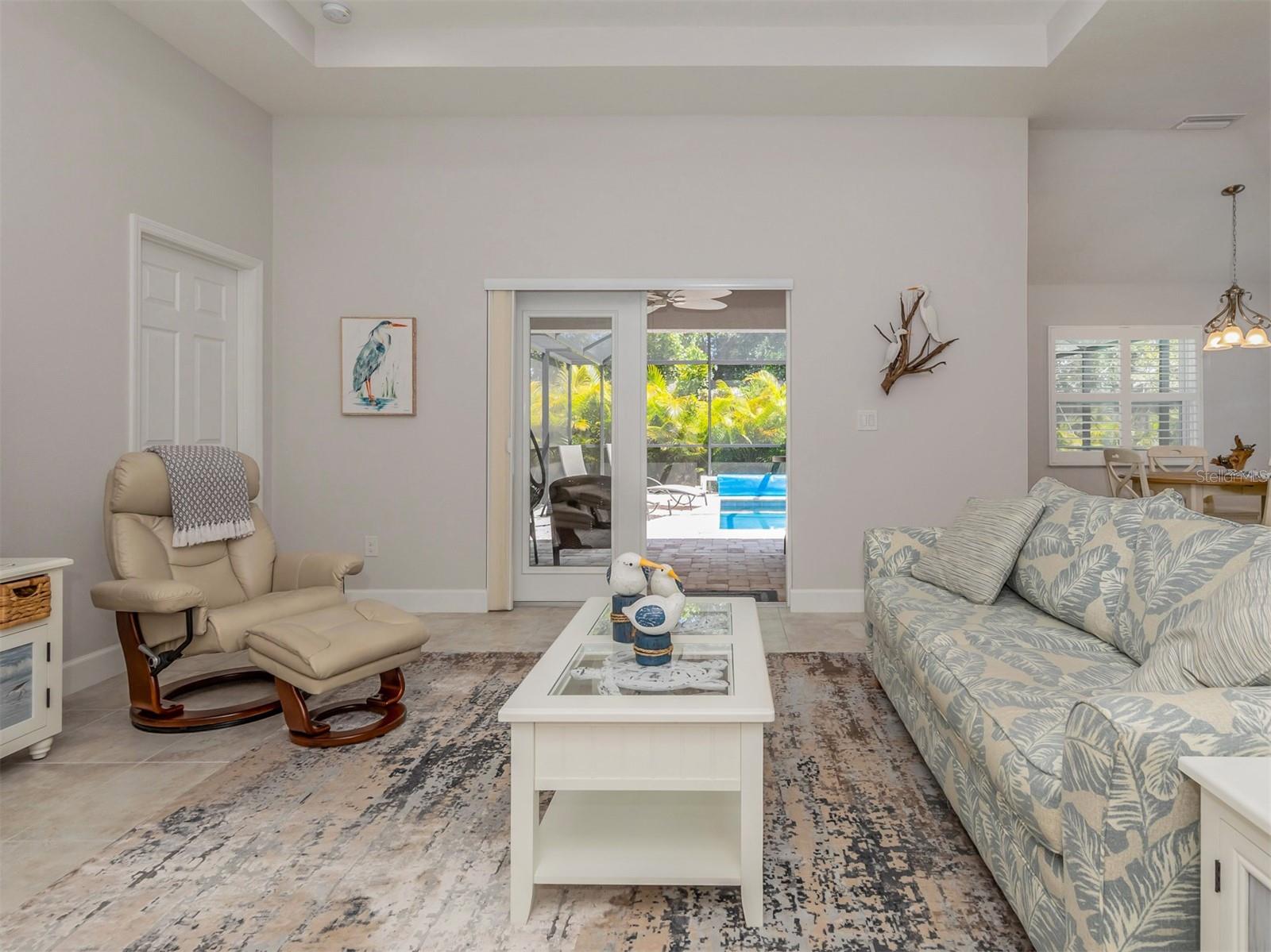 SOUTH VENICE - Residential Lease
