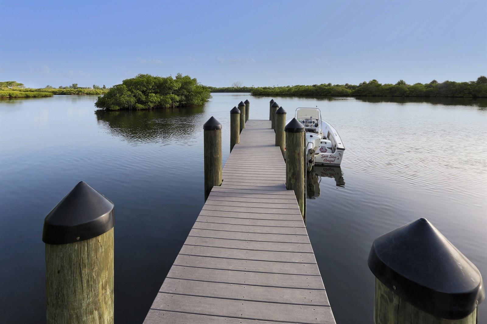 SOUTH VENICE - Residential Lease