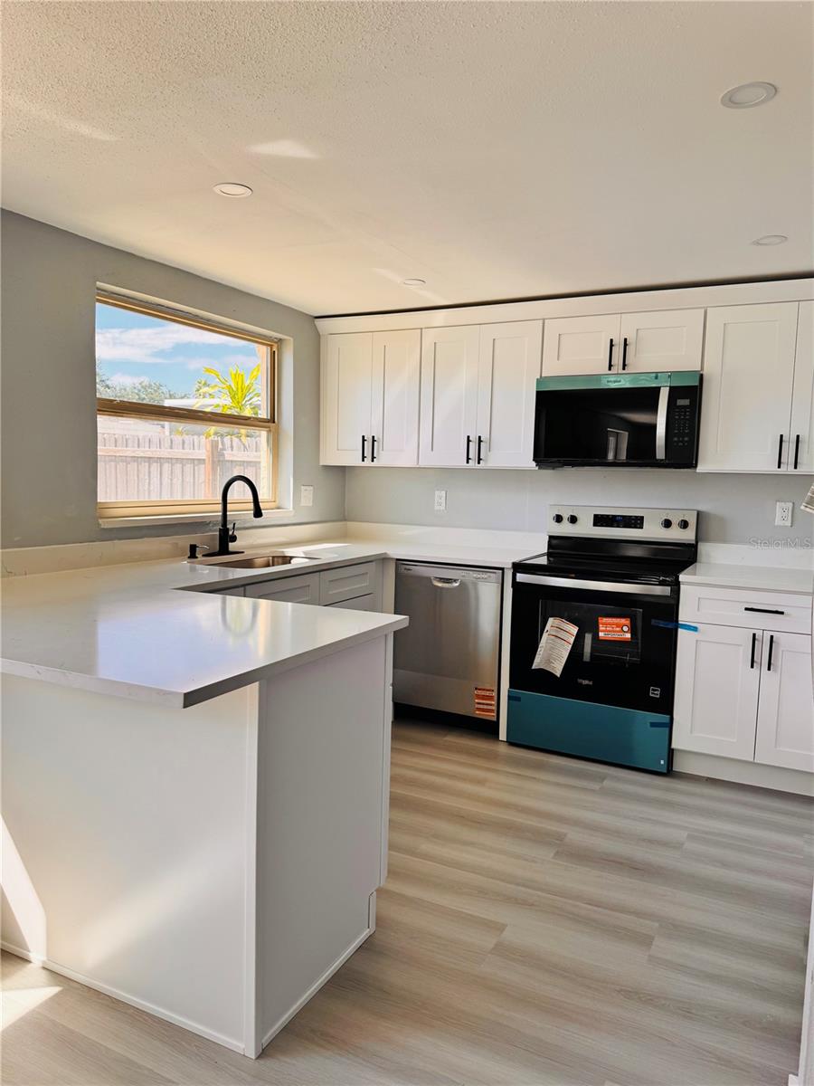 EMBASSY HILLS - Residential