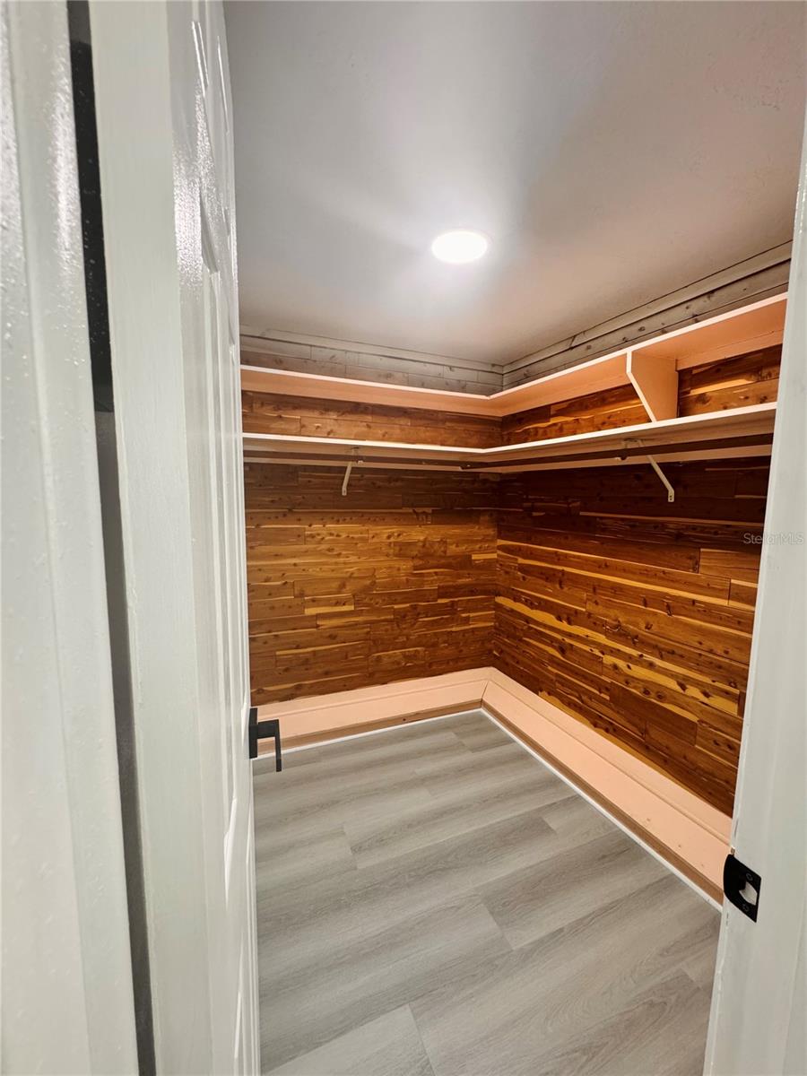 EMBASSY HILLS - Residential