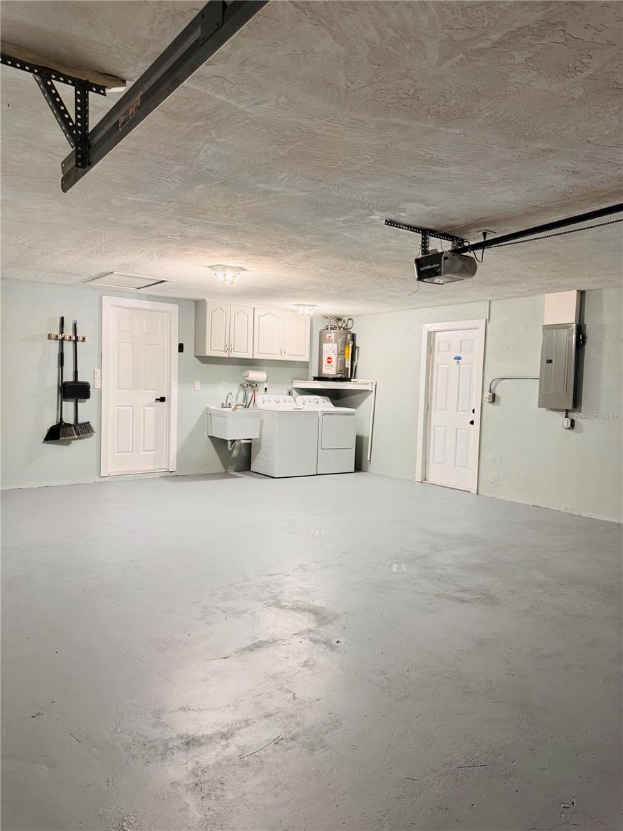 EMBASSY HILLS - Residential