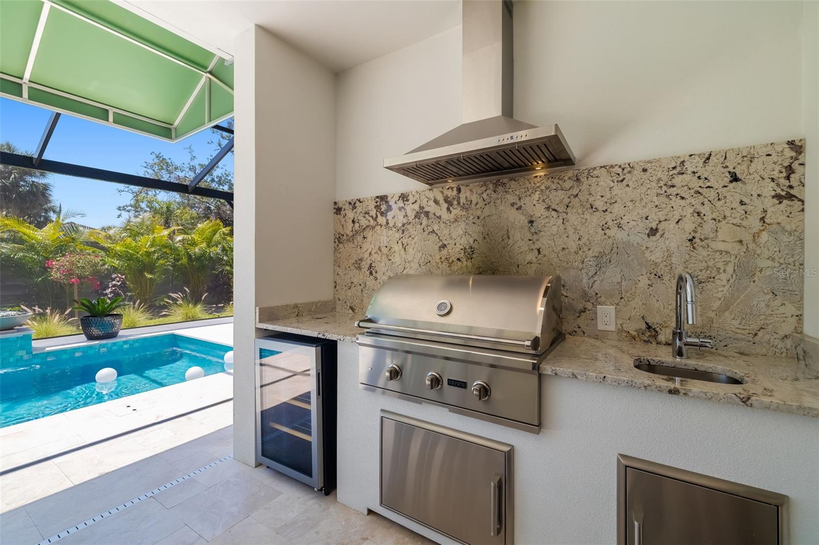 SOUTH HIGHLAND AMD OF - Residential