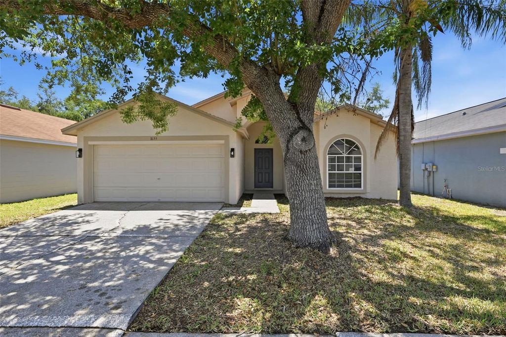Photo of 1653 Portsmouth Lake Drive, Brandon, FL 33511 (MLS # TB8503622)