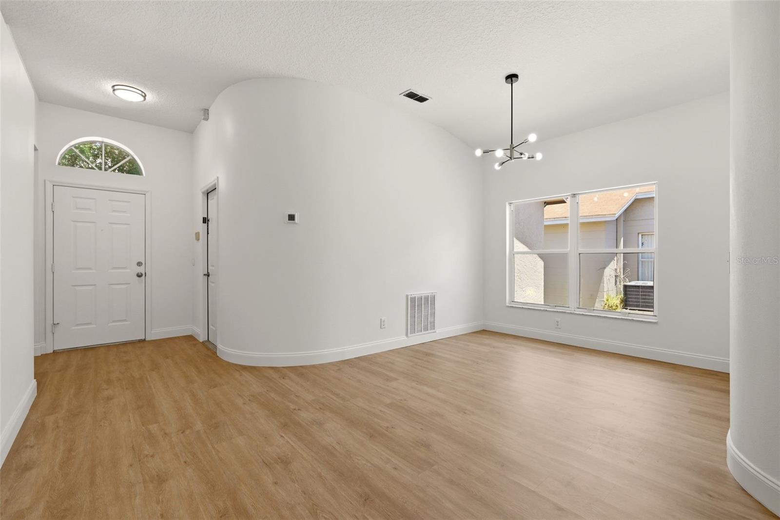 PROVIDENCE LAKES UNIT IV PH - Residential
