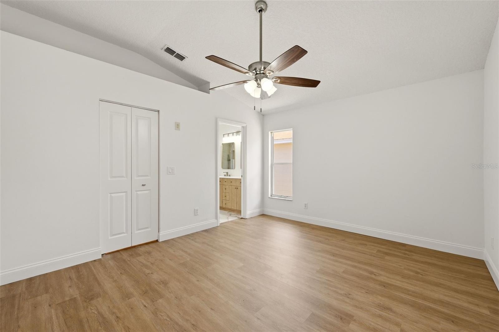 PROVIDENCE LAKES UNIT IV PH - Residential