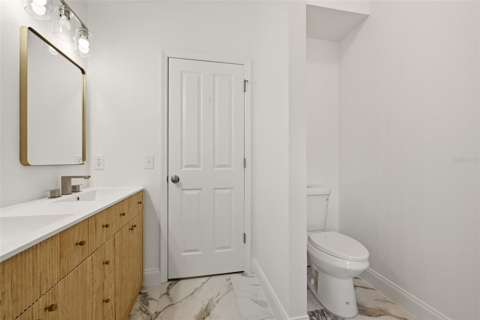 PROVIDENCE LAKES UNIT IV PH - Residential