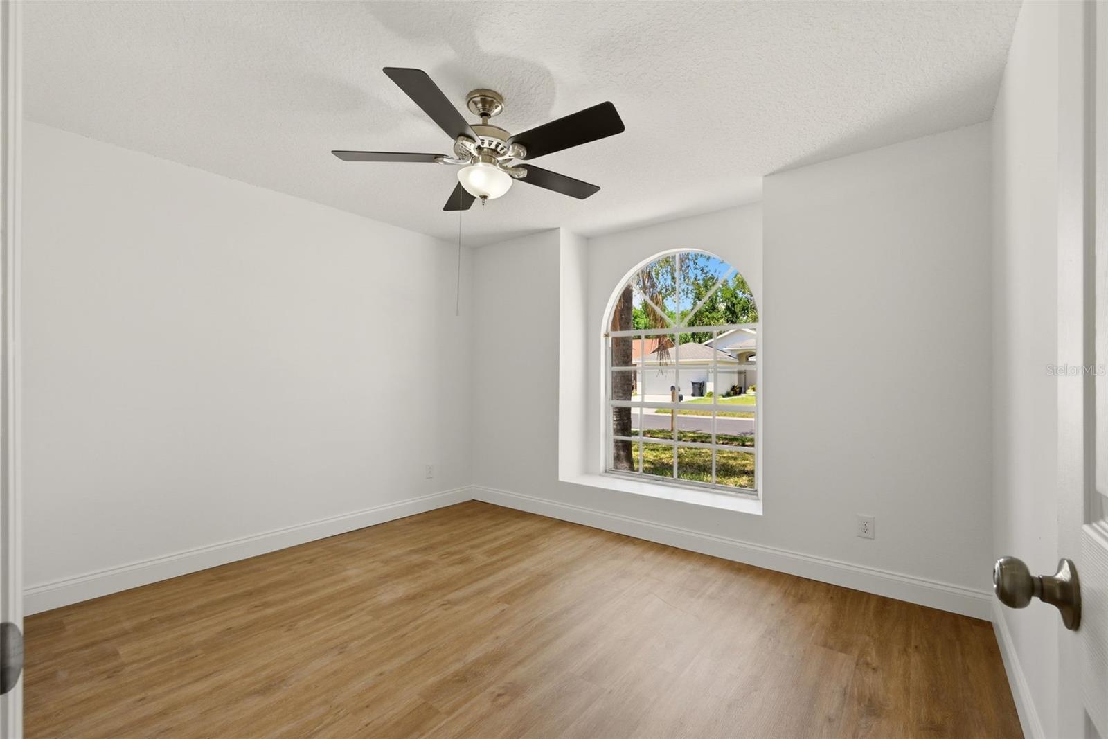 PROVIDENCE LAKES UNIT IV PH - Residential