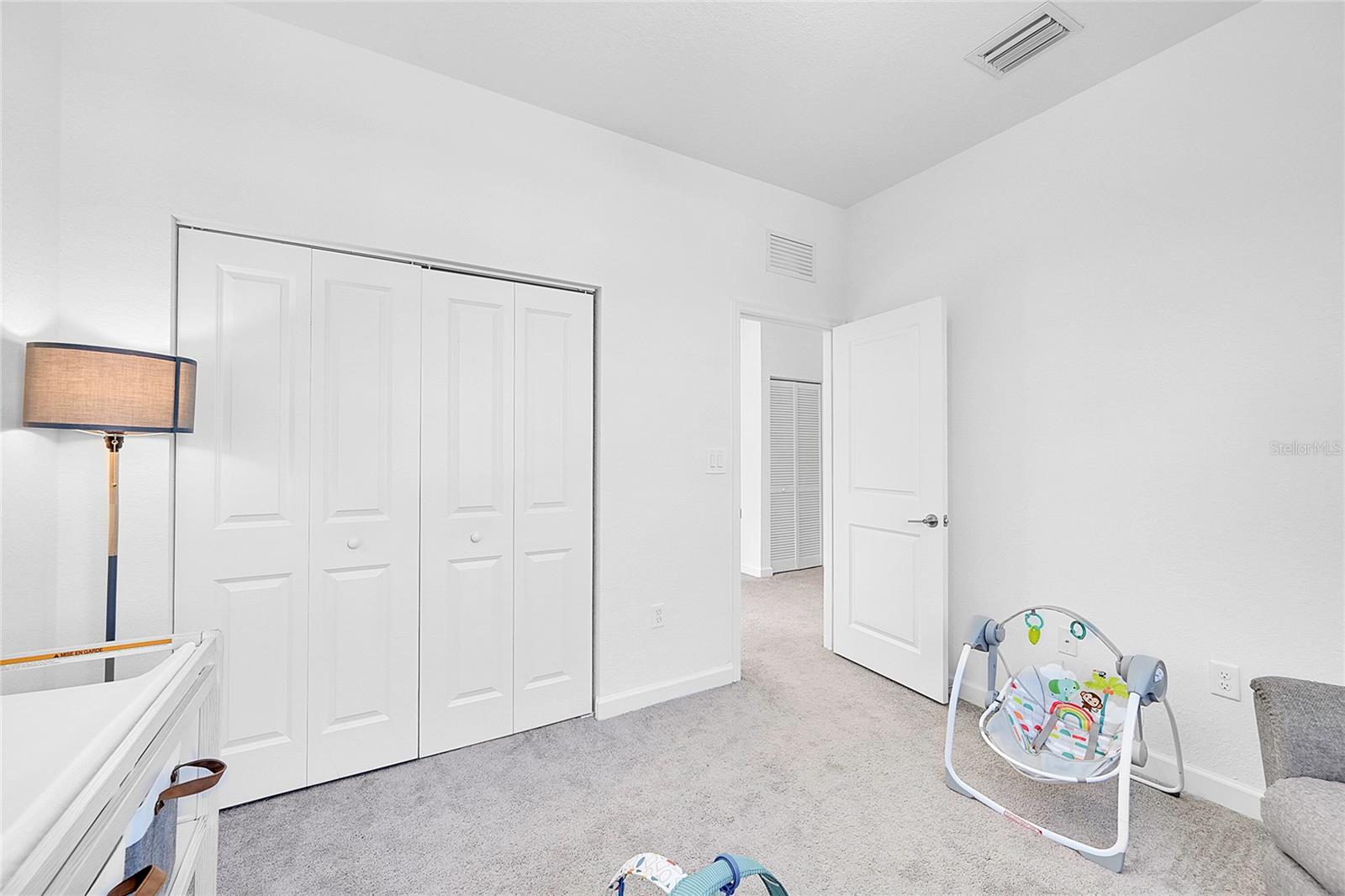 VISTA LAGO - Residential