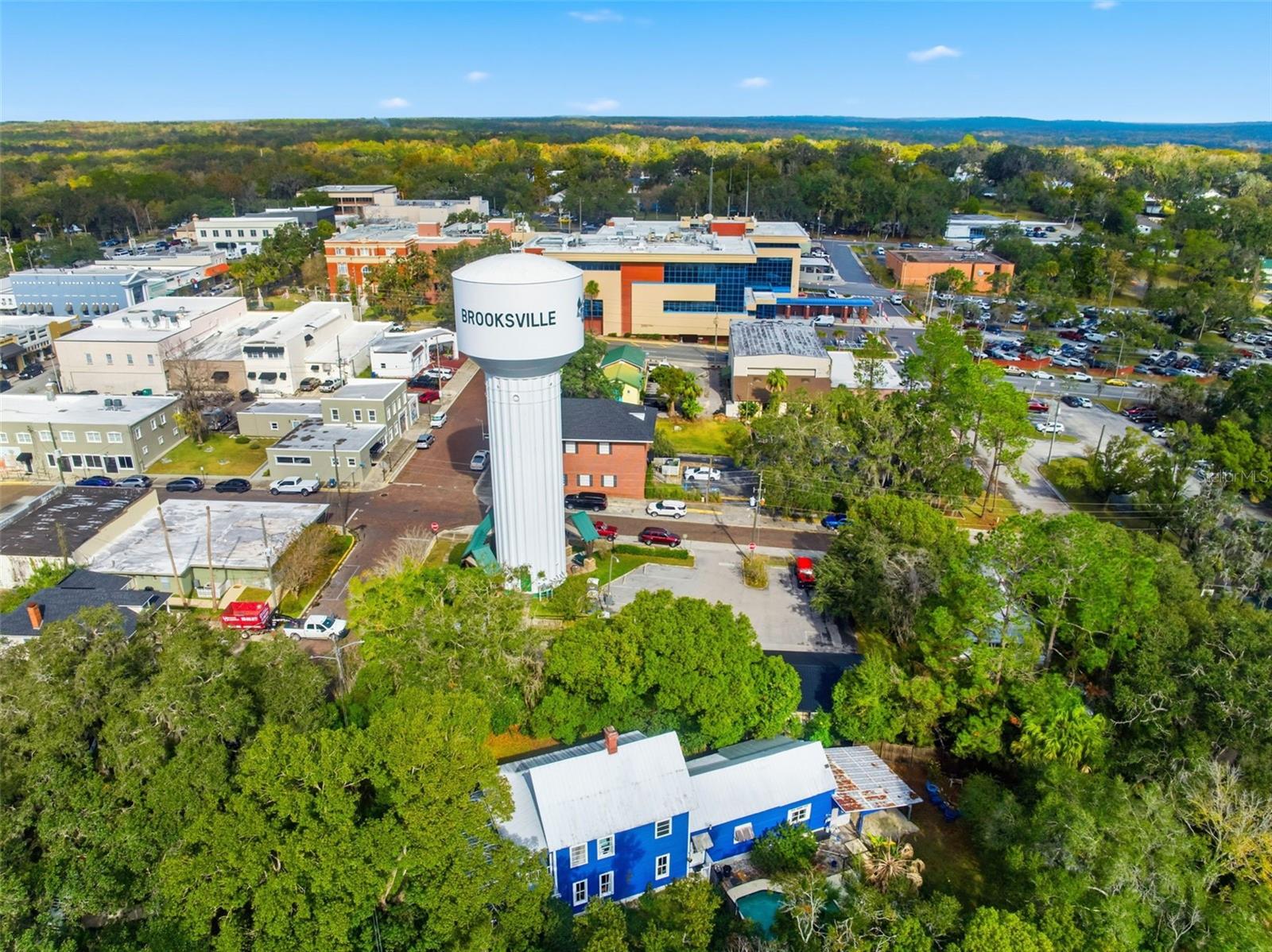 TOWN/BROOKSVILLE - Residential