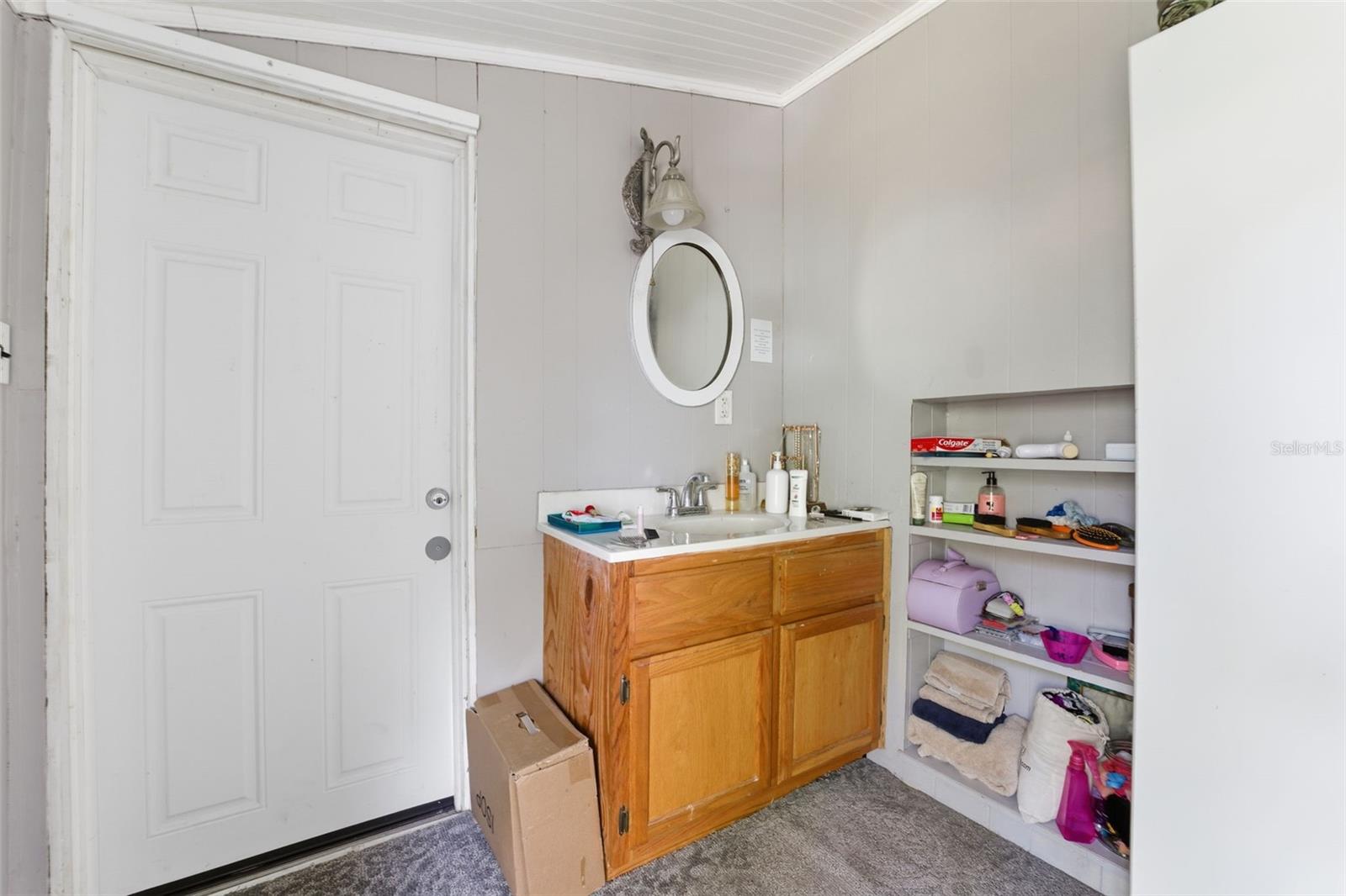 TOWN/BROOKSVILLE - Residential