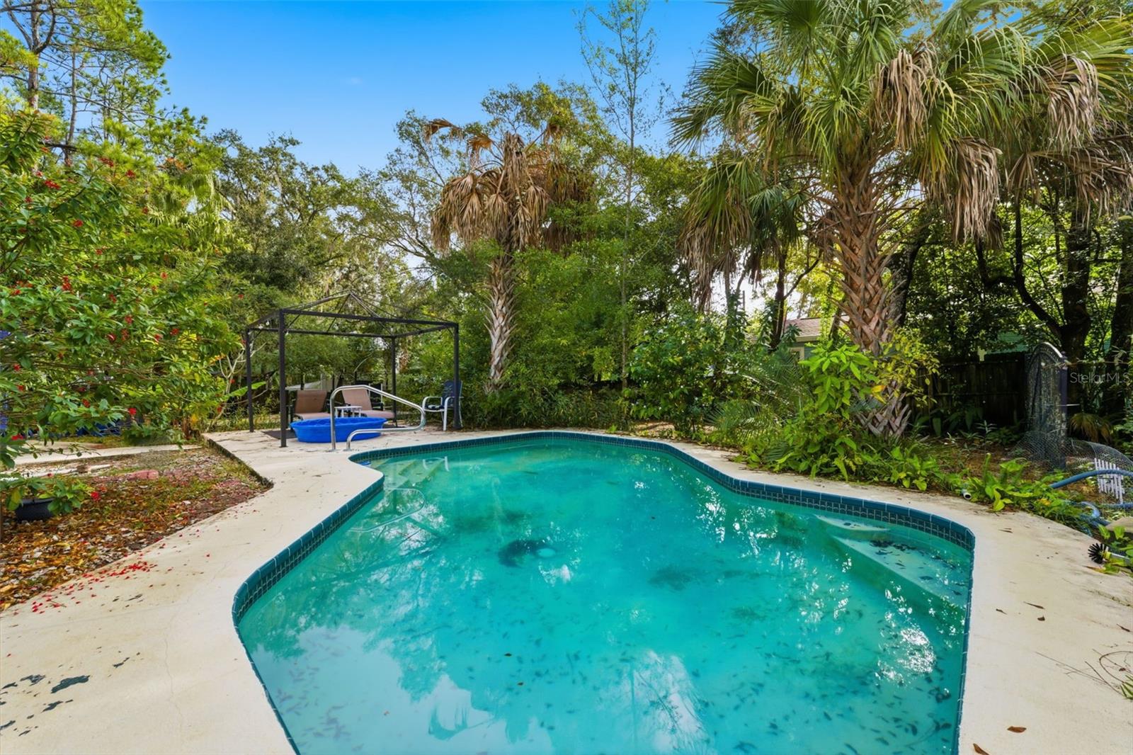 TOWN/BROOKSVILLE - Residential